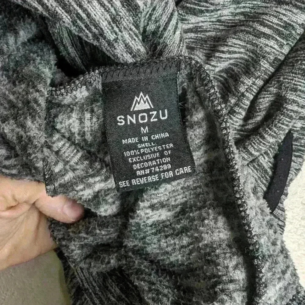 {Snozu} size medium•full zip sweater•black and grey - Picture 12 of 14